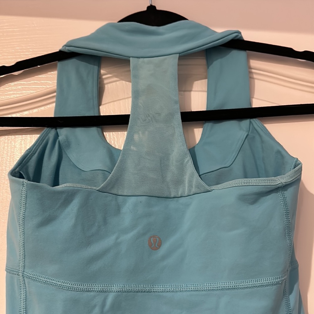 Lululemon Scoop Neck Racerback Tank - Picture 3 of 4